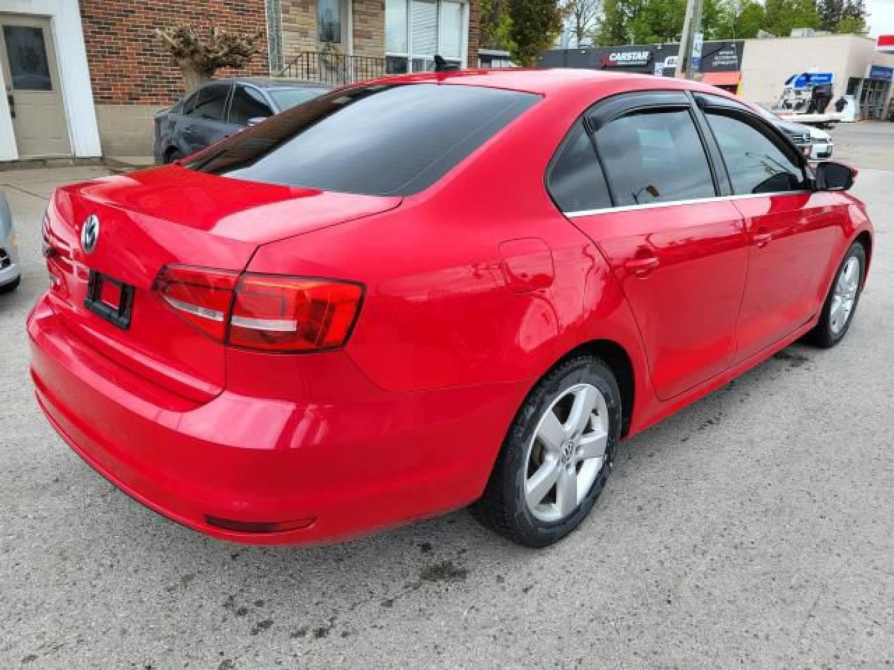 2015 Volkswagen Jetta Trendline Photo3