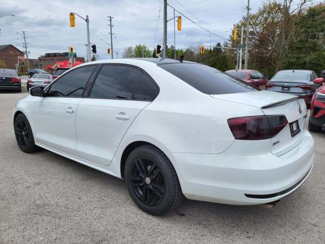 2015 Volkswagen Jetta Trendline Photo5