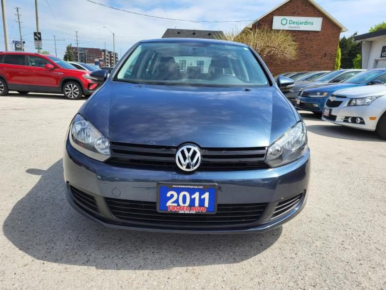 2011 Volkswagen Golf 2.5L Trendline Photo8