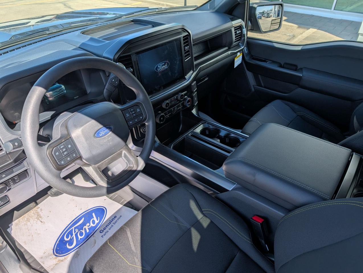 2025 Ford F-150 STX Photo5