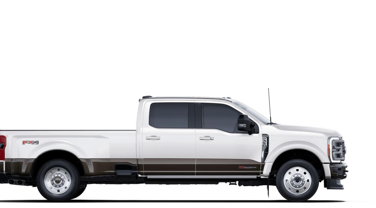 2025 Ford F-450 Super Duty DRW King Ranch Photo4