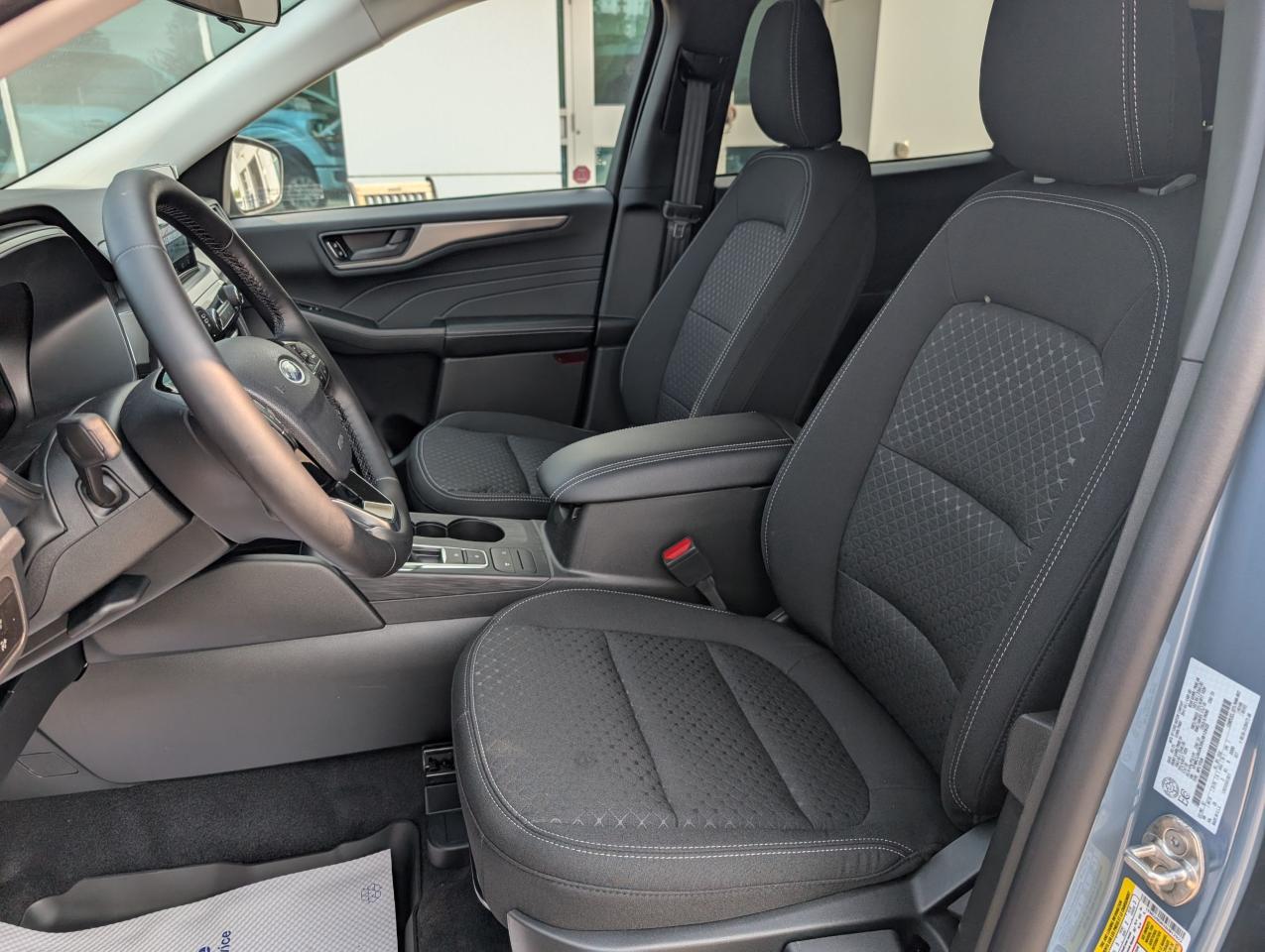 2025 Ford Escape Active Photo5