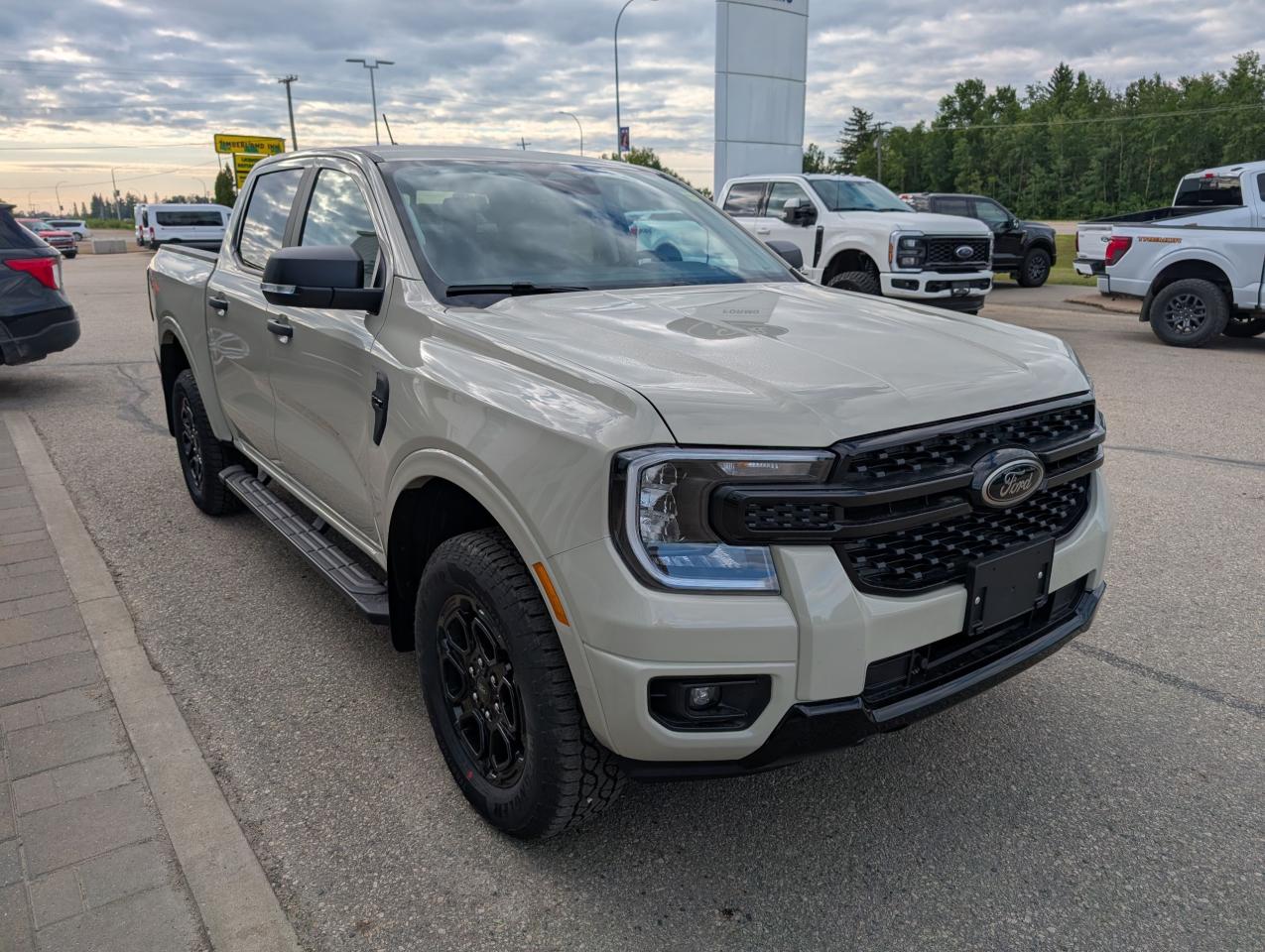 2025 Ford Ranger XLT Photo3