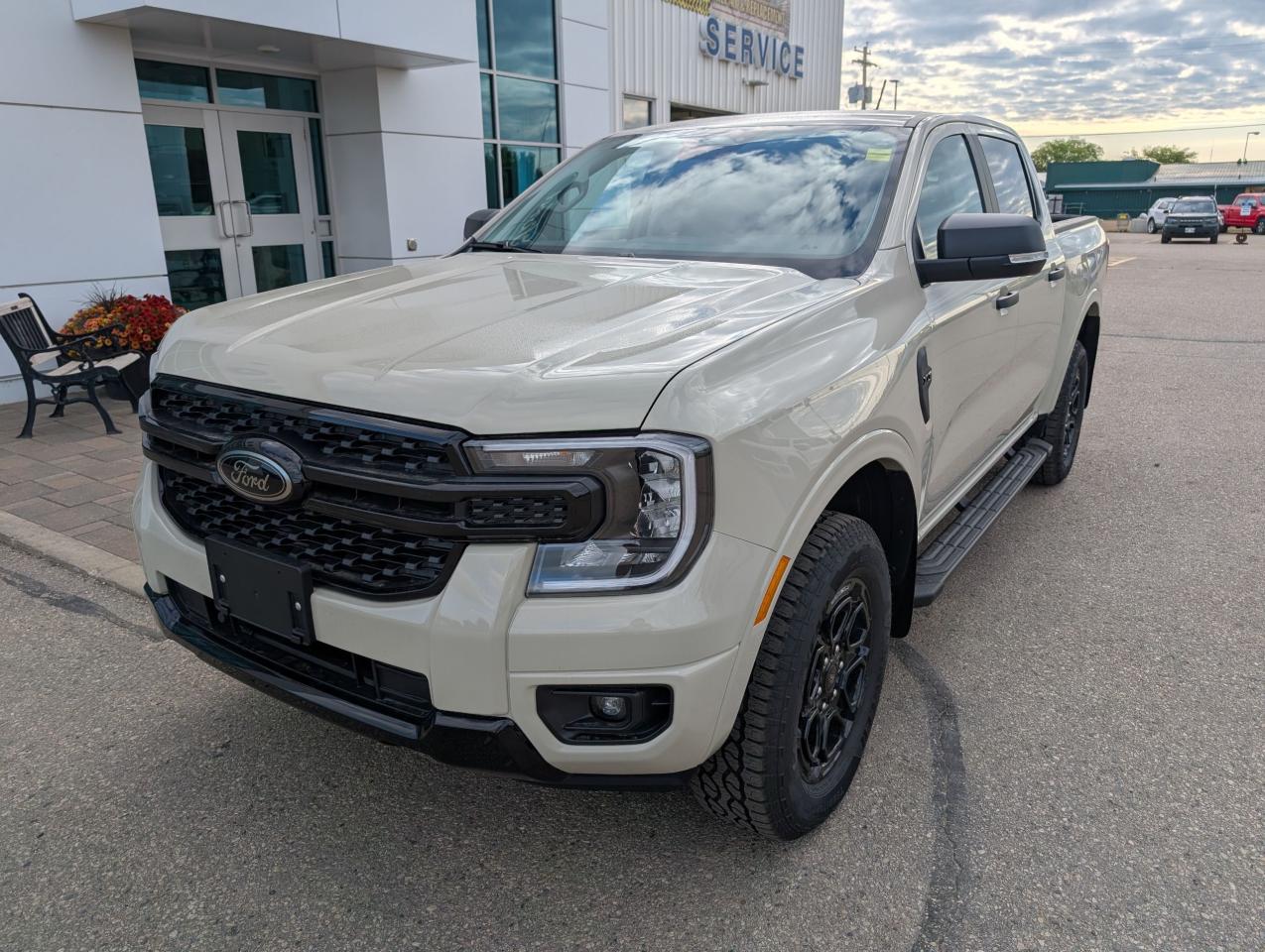 2025 Ford Ranger XLT Photo1