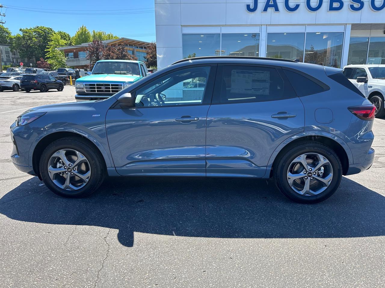 2024 Ford Escape ST-Line Photo5