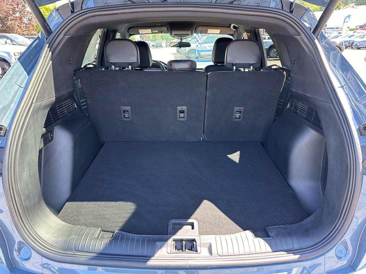 2024 Ford Escape ST-Line Photo5