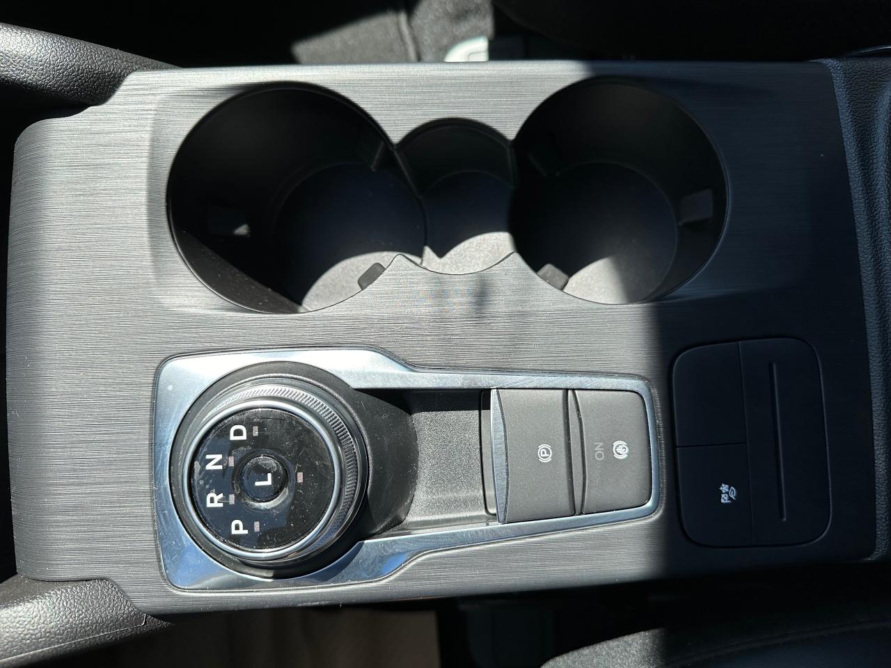 2024 Ford Escape ST-Line Photo5