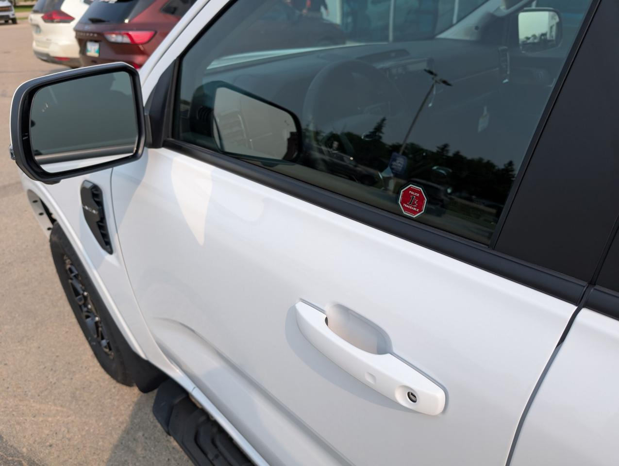 2025 Ford Ranger LARIAT Photo5