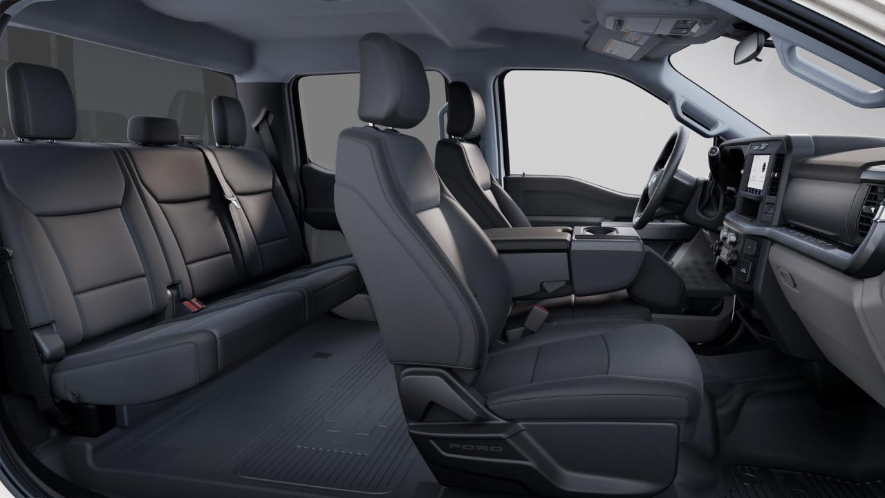 2025 Ford F-250 Super Duty SRW XLT Photo5