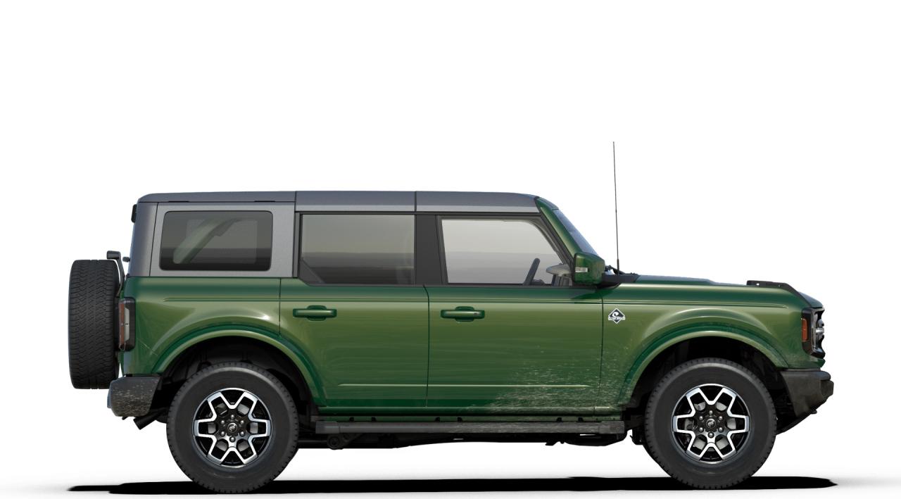 2025 Ford Bronco Outer Banks Photo4