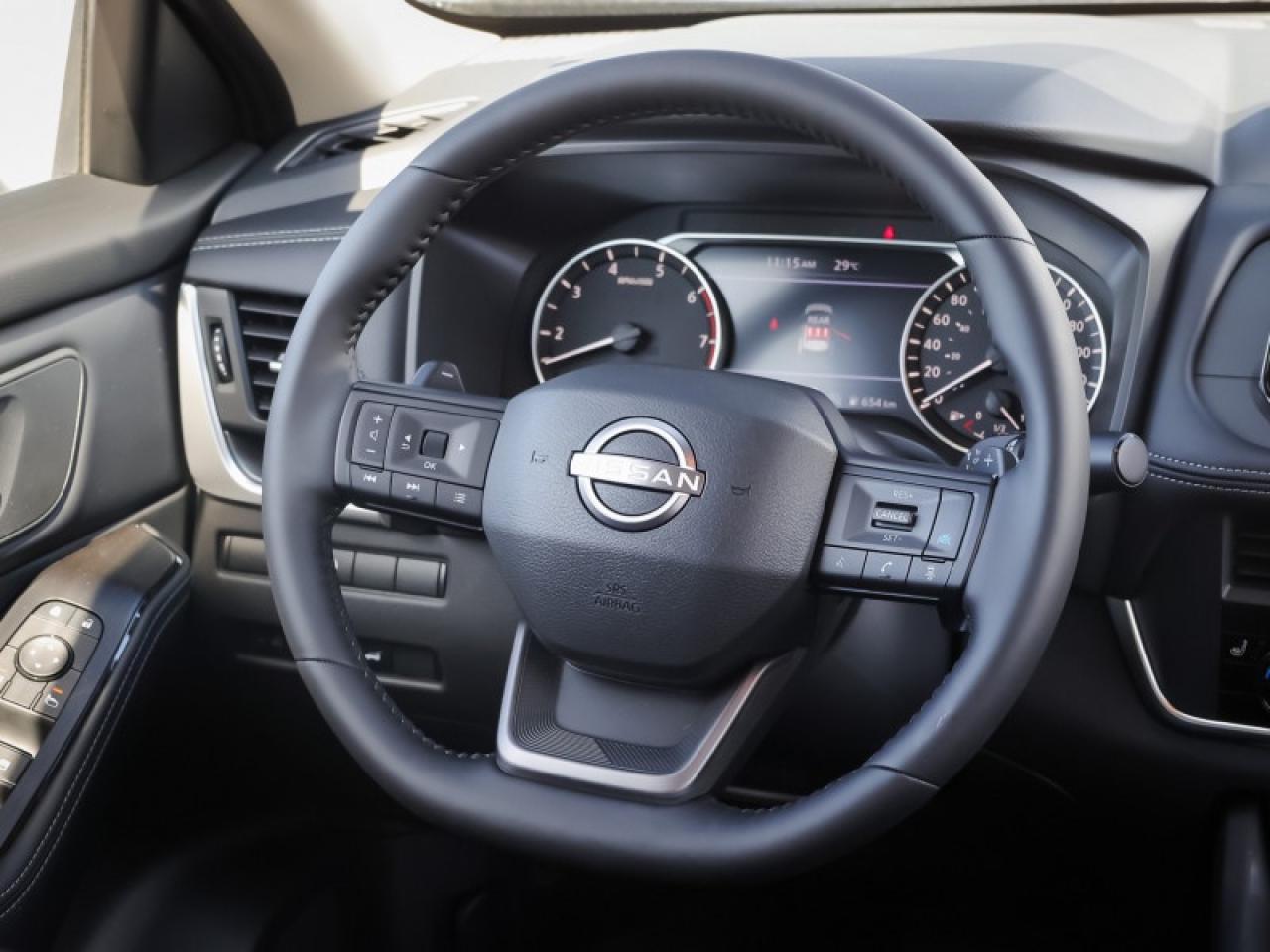 2025 Nissan Rogue SV Moonroof  - Moonroof -  Power Liftgate Photo
