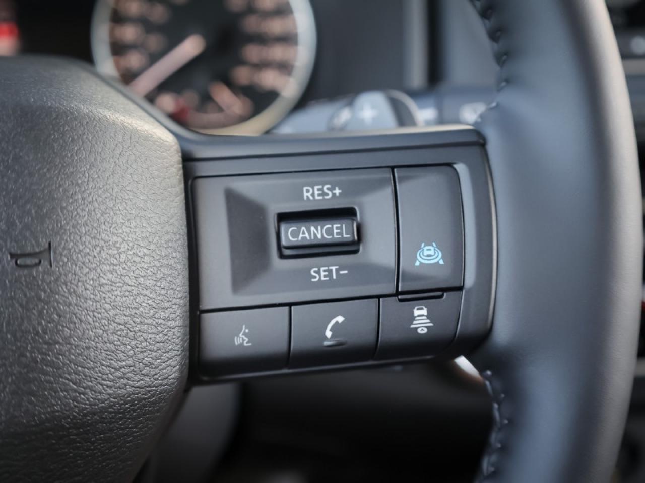 2025 Nissan Rogue SV Moonroof  - Moonroof -  Power Liftgate Photo