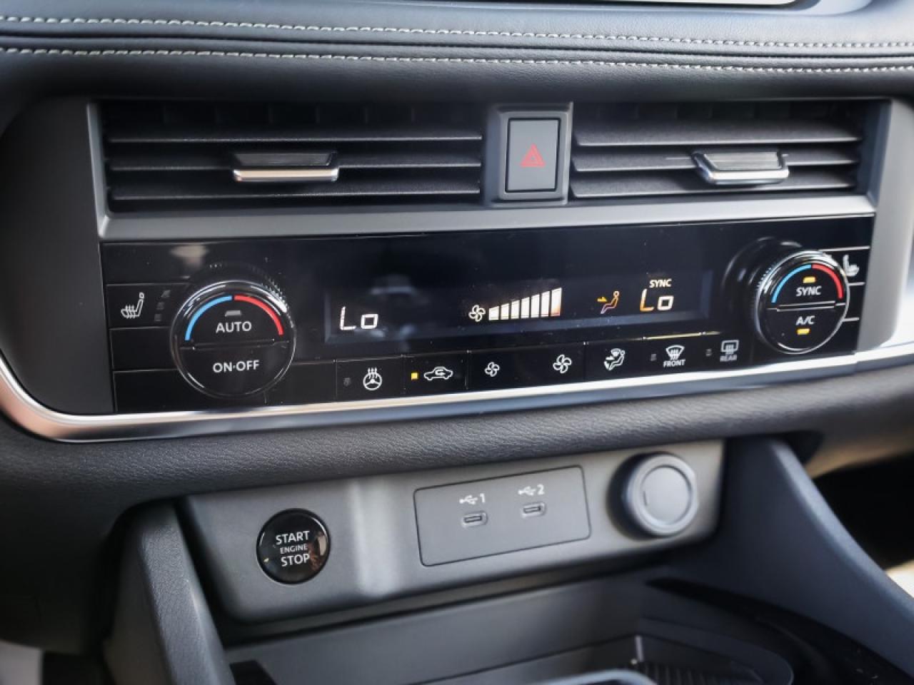 2025 Nissan Rogue SV Moonroof  - Moonroof -  Power Liftgate Photo