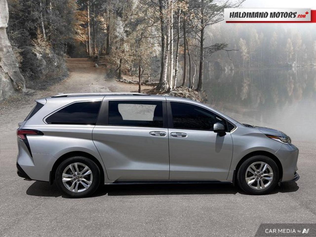2023 Toyota Sienna Limited AWD Photo