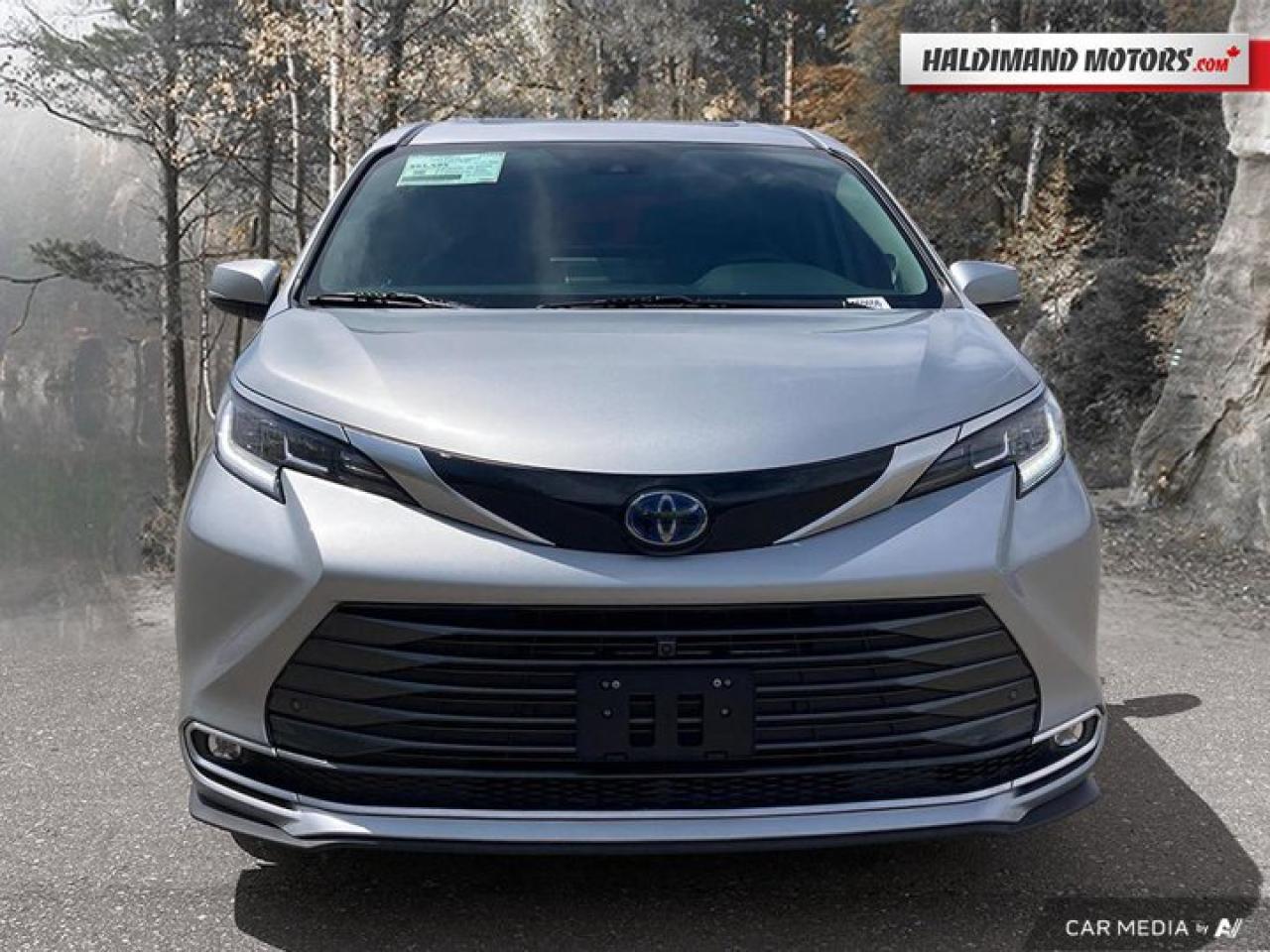 2023 Toyota Sienna Limited AWD Photo