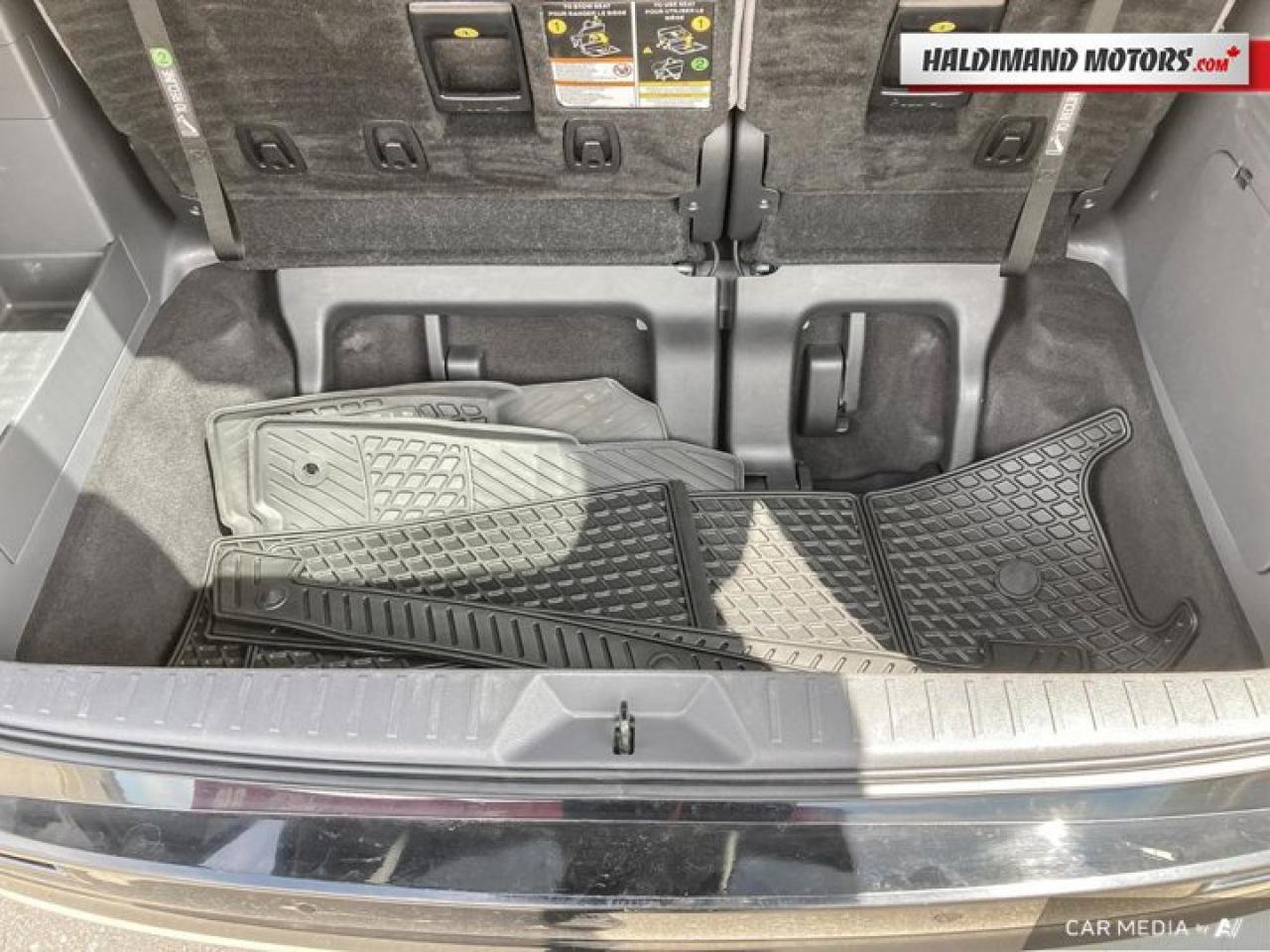 2023 Toyota Sienna Limited AWD Photo