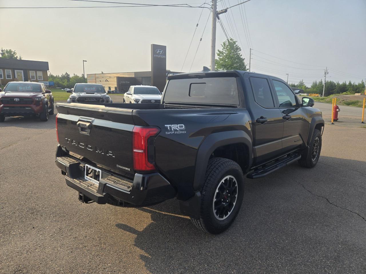 2025 Toyota Tacoma TRD Off Road Premium Photo4