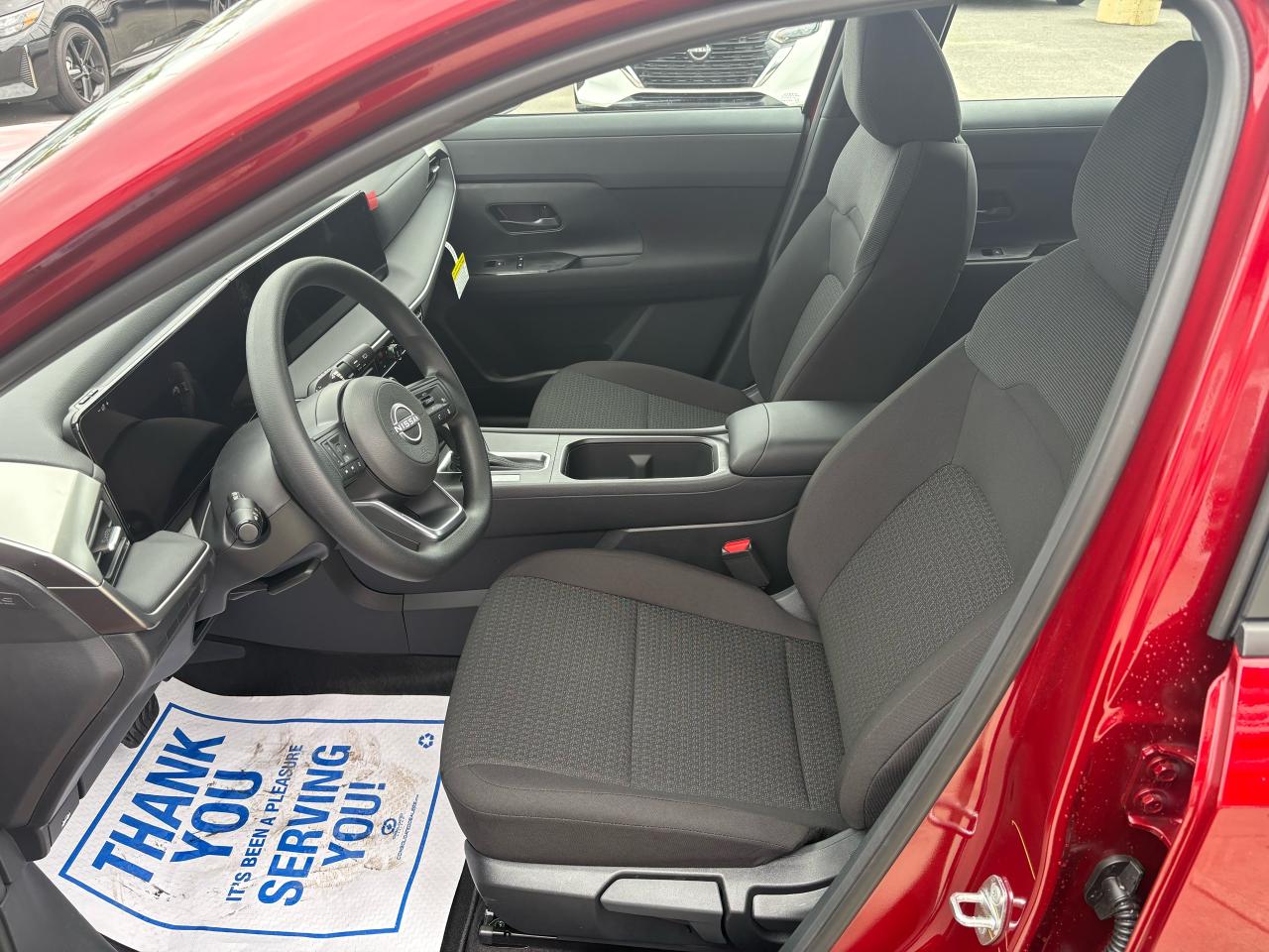 2025 Nissan Kicks S Photo24