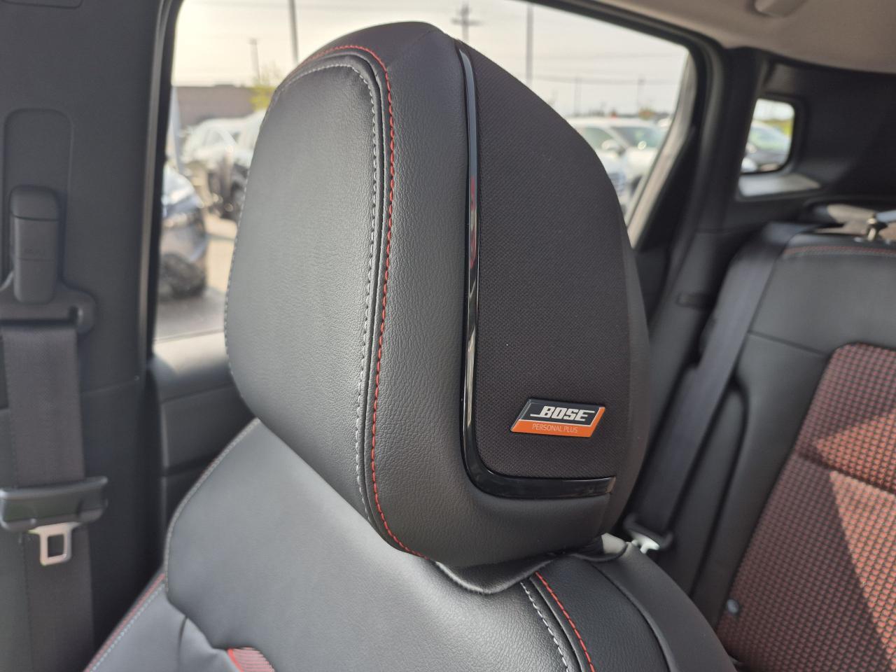 2025 Nissan Kicks SR PREMIUM Photo29