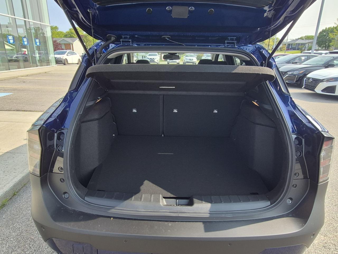 2025 Nissan Kicks SR PREMIUM Photo34