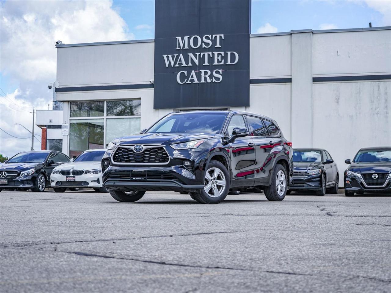Used 2022 Toyota Highlander HYBRID LE AWD | 8 PASS | BLIND SPOT | NO ACCIDENTS for sale in Kitchener, ON