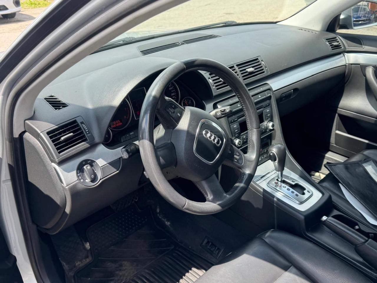 2008 Audi A4 2.0T, AUTO, LEATHER, SUNROOF, 4 CYL, AS IS SPECIAL - Photo #11