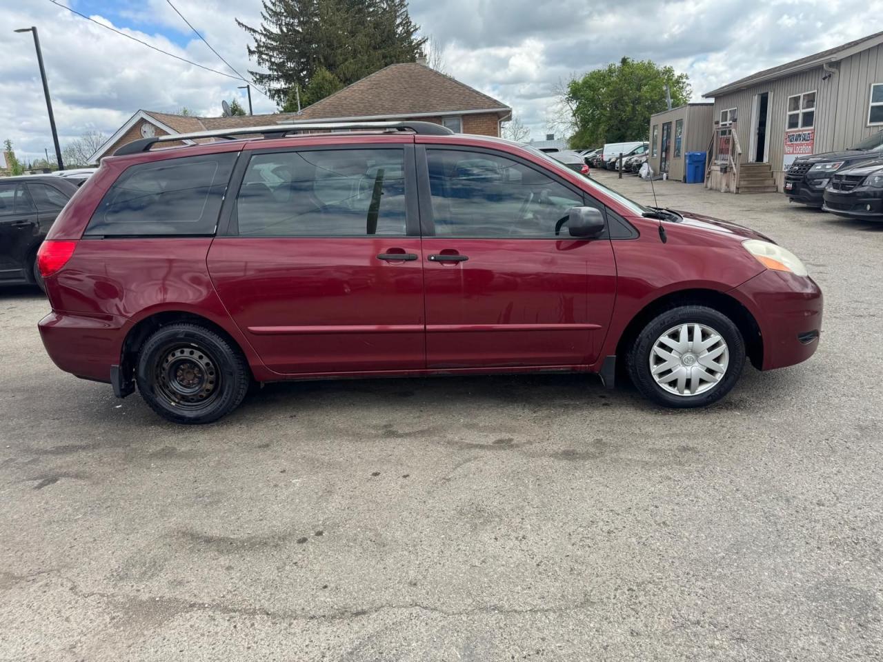 2008 Toyota Sienna CE, MINIVAN, 7 PASSENGER, AS IS SPECIAL - Photo #6
