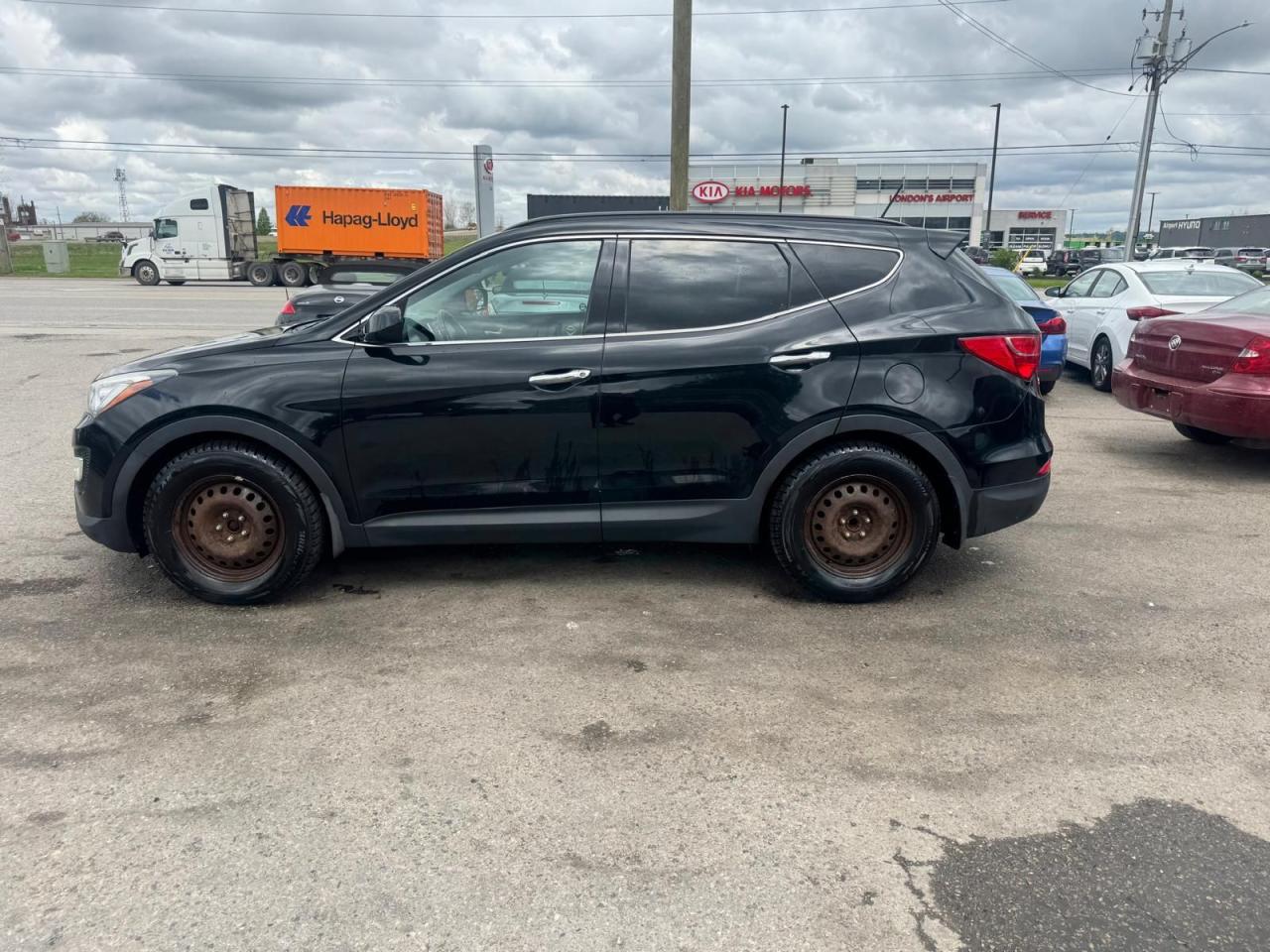 2014 Hyundai Santa Fe Sport PREMIUM, SUV, ONLY 176KMS, GREAT ON FUEL, CERT - Photo #2