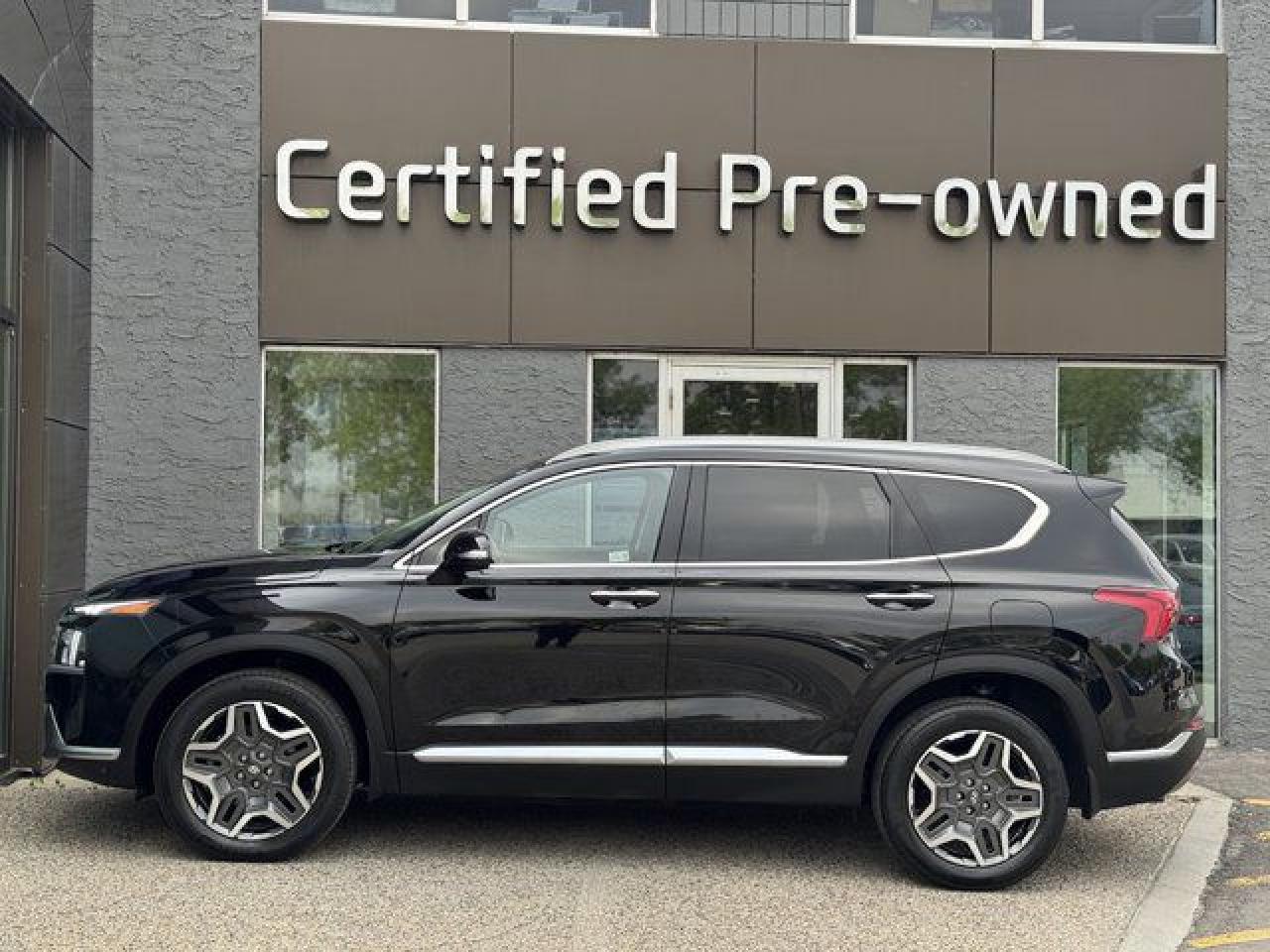 Used 2022 Hyundai Santa Fe Plug-In Hybrid LUXURY PLUG IN HYBRID w/ AWD / LEATHER / PANO ROOF for sale in Calgary, AB