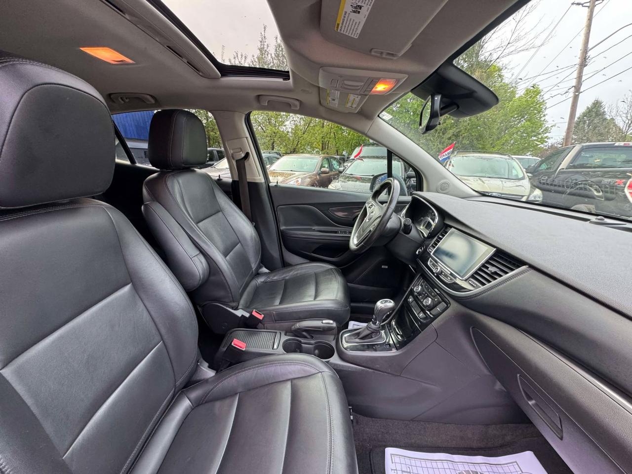2017 Buick Encore Essence - Photo #9