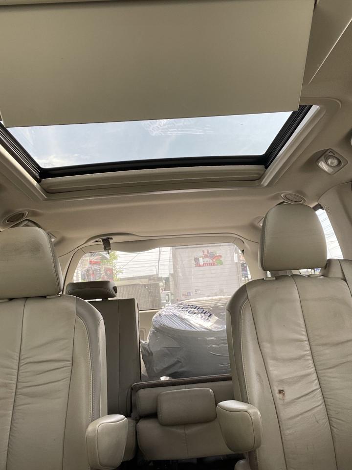 2012 Toyota Sienna XLE - Photo #18