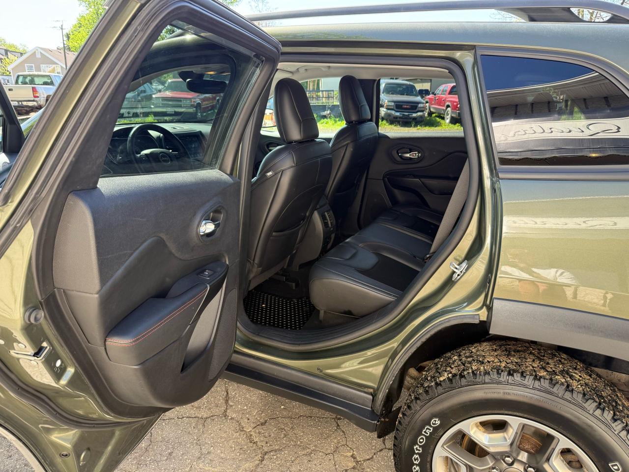 2019 Jeep Cherokee Trailhawk - Photo #7