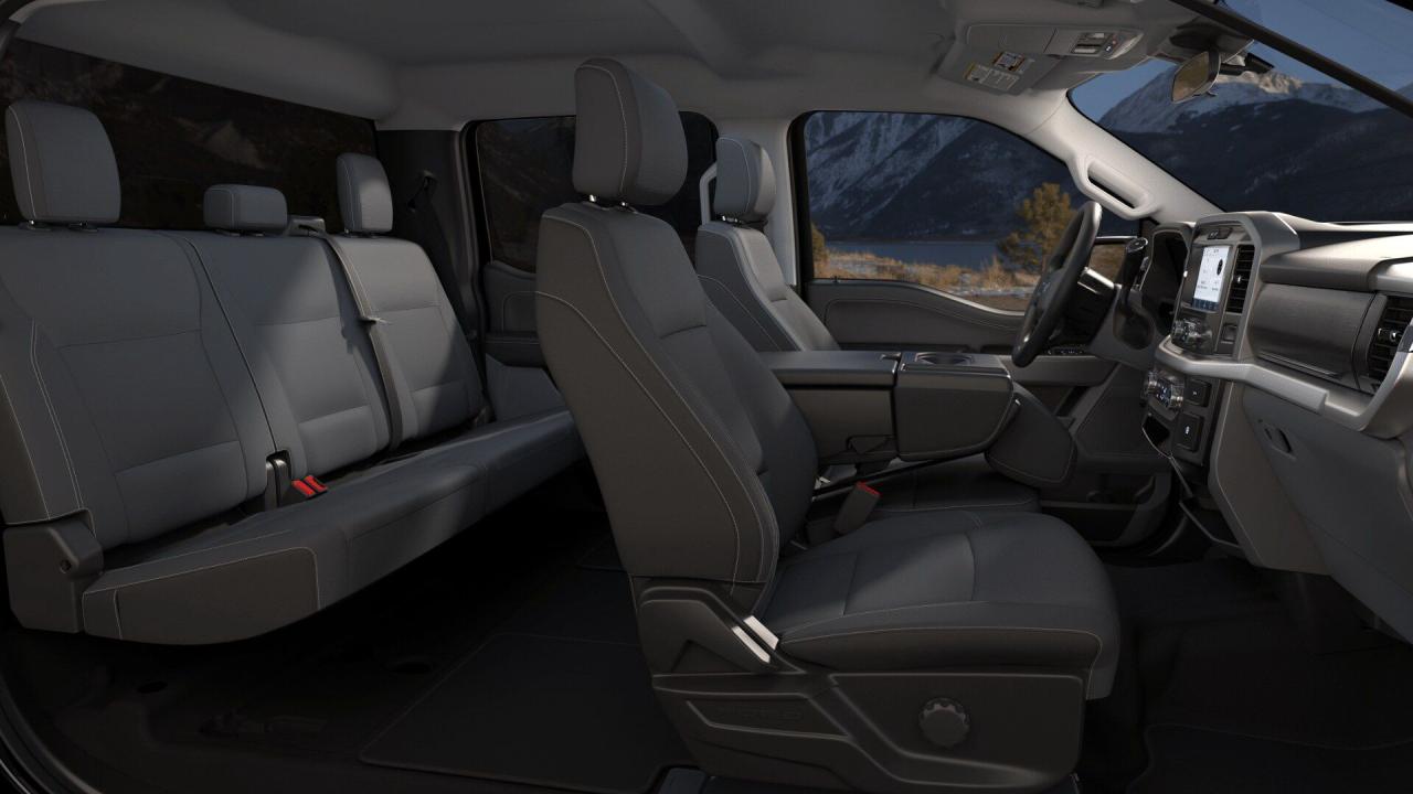2021 Ford F-150 XLT Photo5