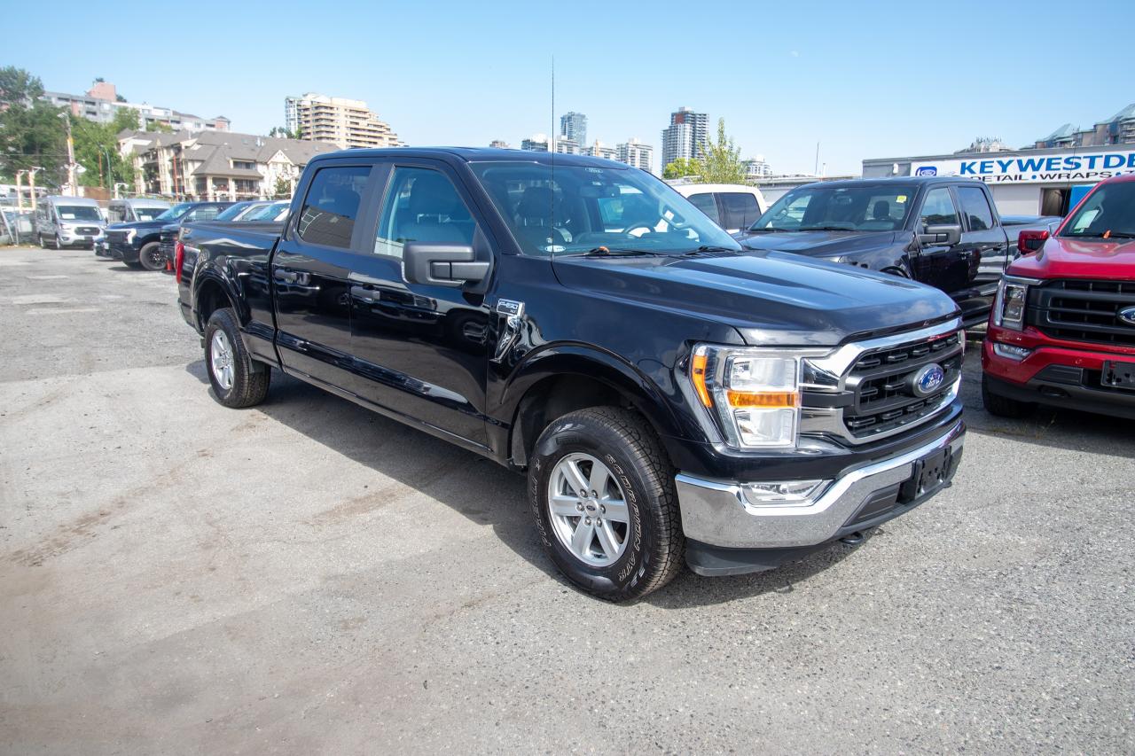 2021 Ford F-150 XLT Photo3