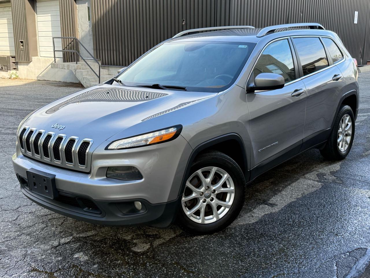 Used 2016 Jeep Cherokee Fwd 4dr North for sale in North York, ON