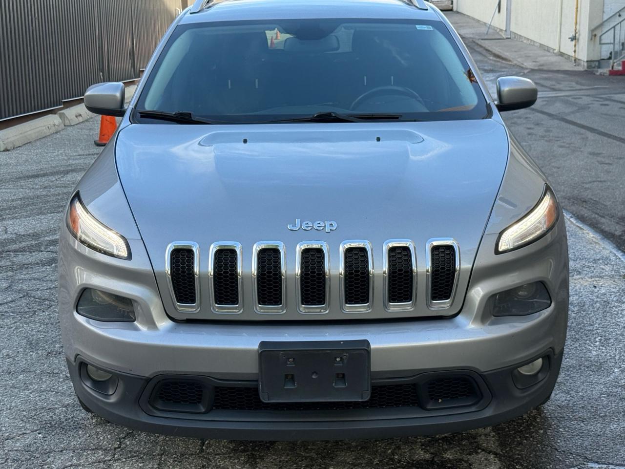 2016 Jeep Cherokee Fwd 4dr North - Photo #2
