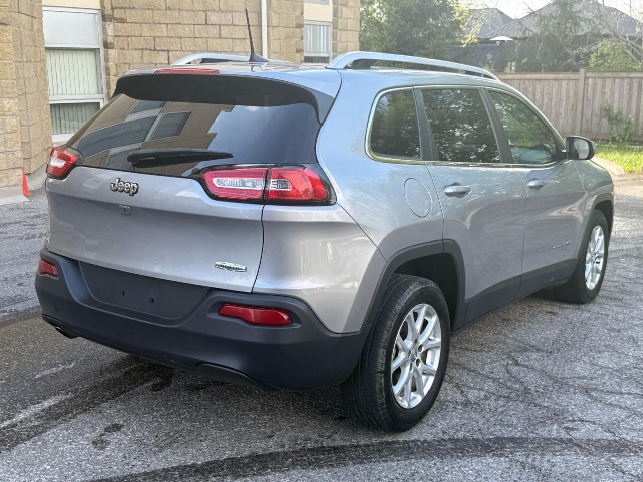 2016 Jeep Cherokee Fwd 4dr North - Photo #5