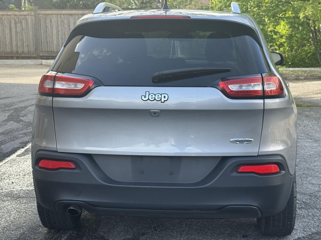 2016 Jeep Cherokee Fwd 4dr North - Photo #6