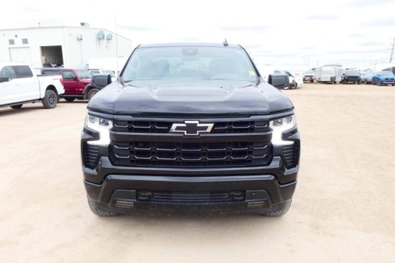 2023 Chevrolet Silverado 1500 RST w/Htd cloth, Nav rdy, BUC - Photo #3