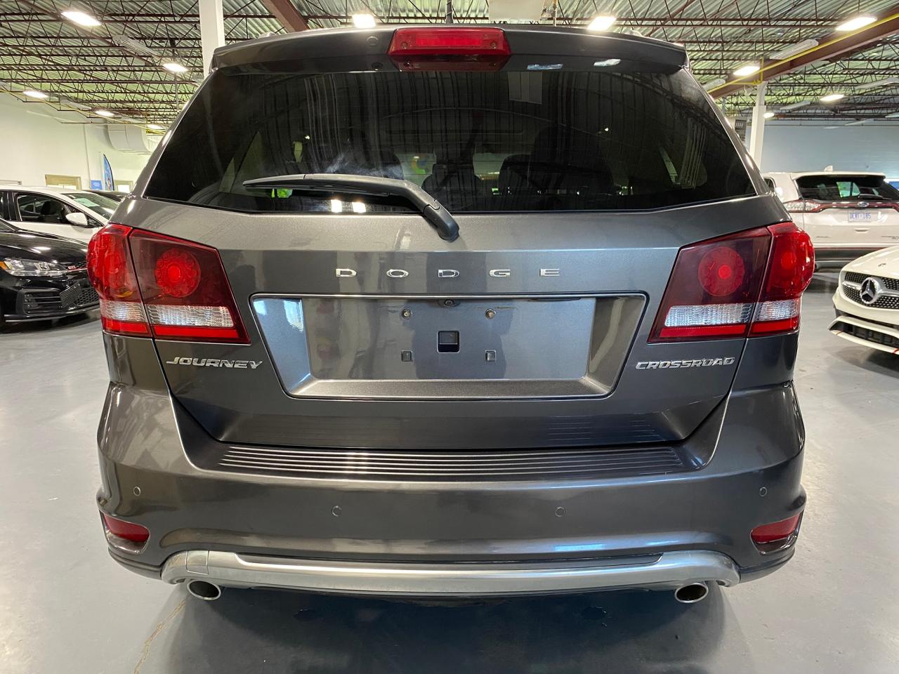 2014 Dodge Journey Crossroad - Photo #4