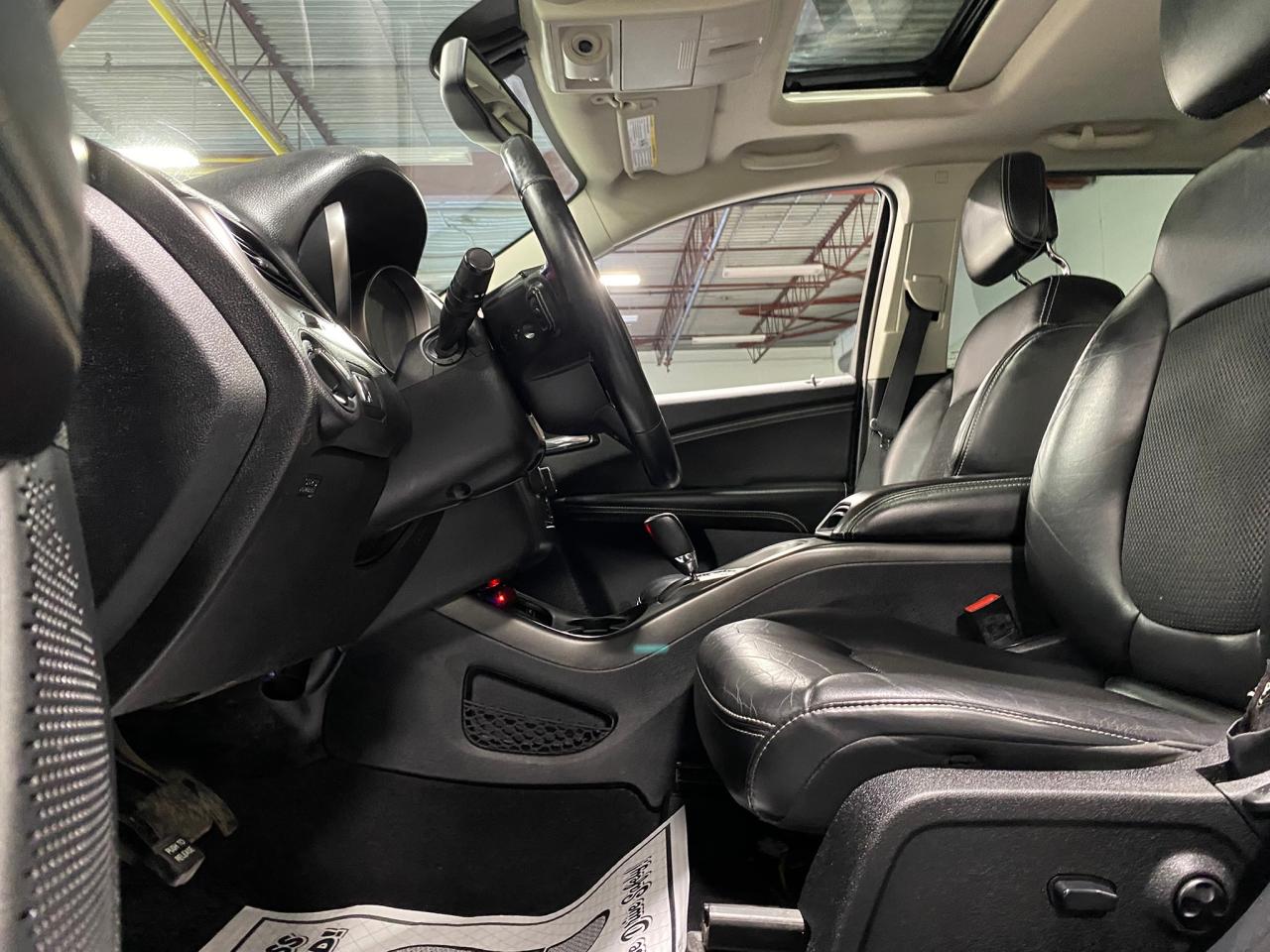2014 Dodge Journey Crossroad - Photo #11