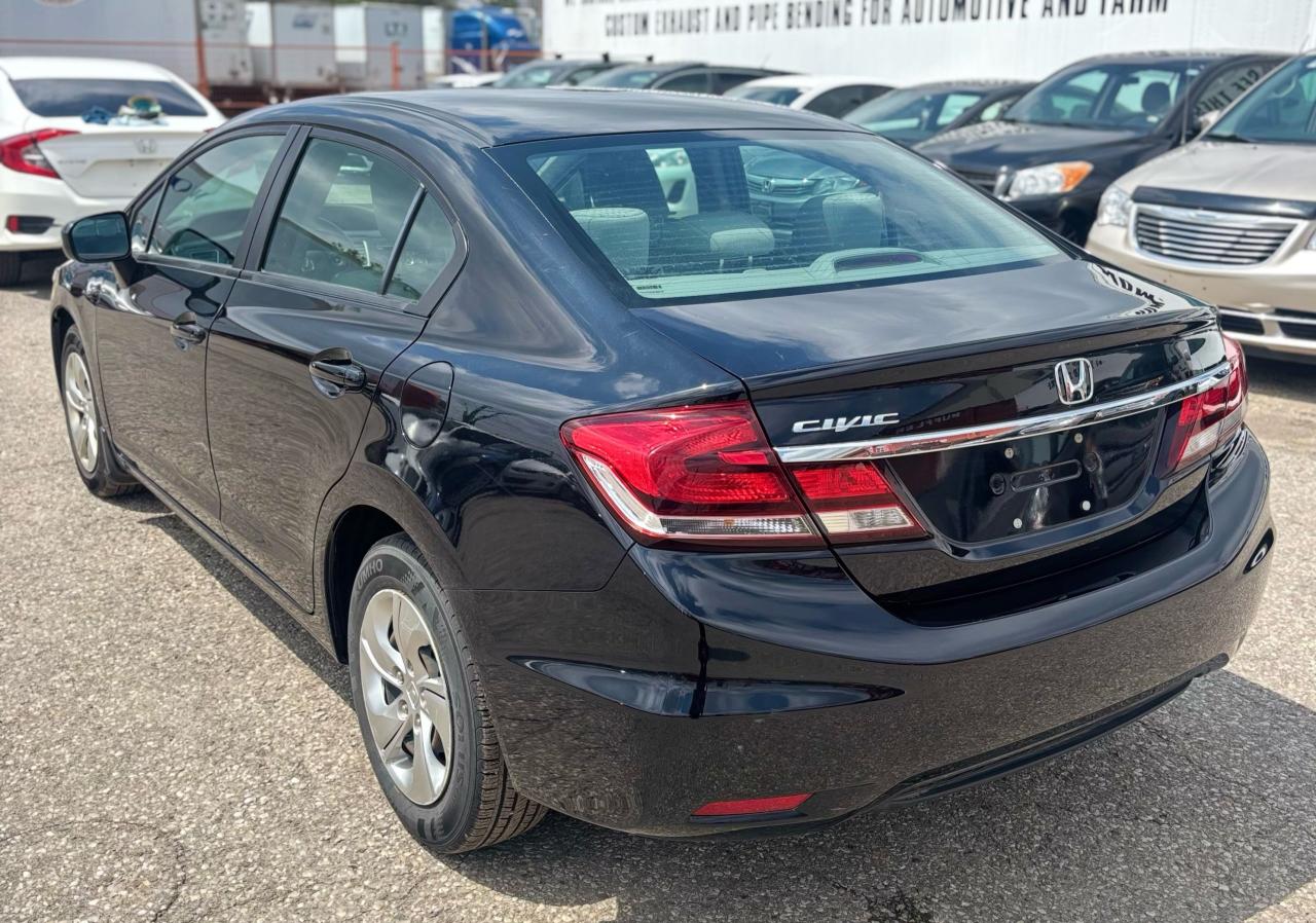 2015 Honda Civic LX Photo4