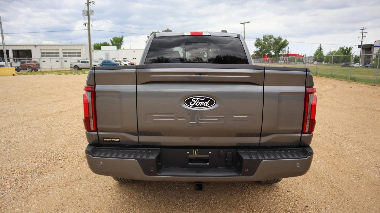 2025 Ford F-150 Lariat Photo4