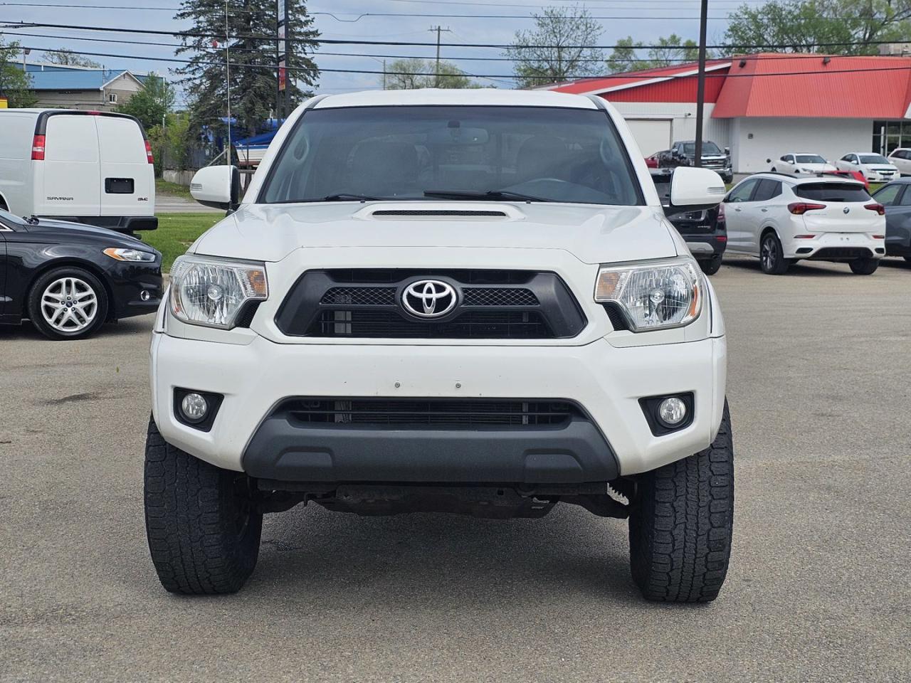 2012 Toyota Tacoma Double Cab Long Bed V6 Auto 4WD - Photo #2