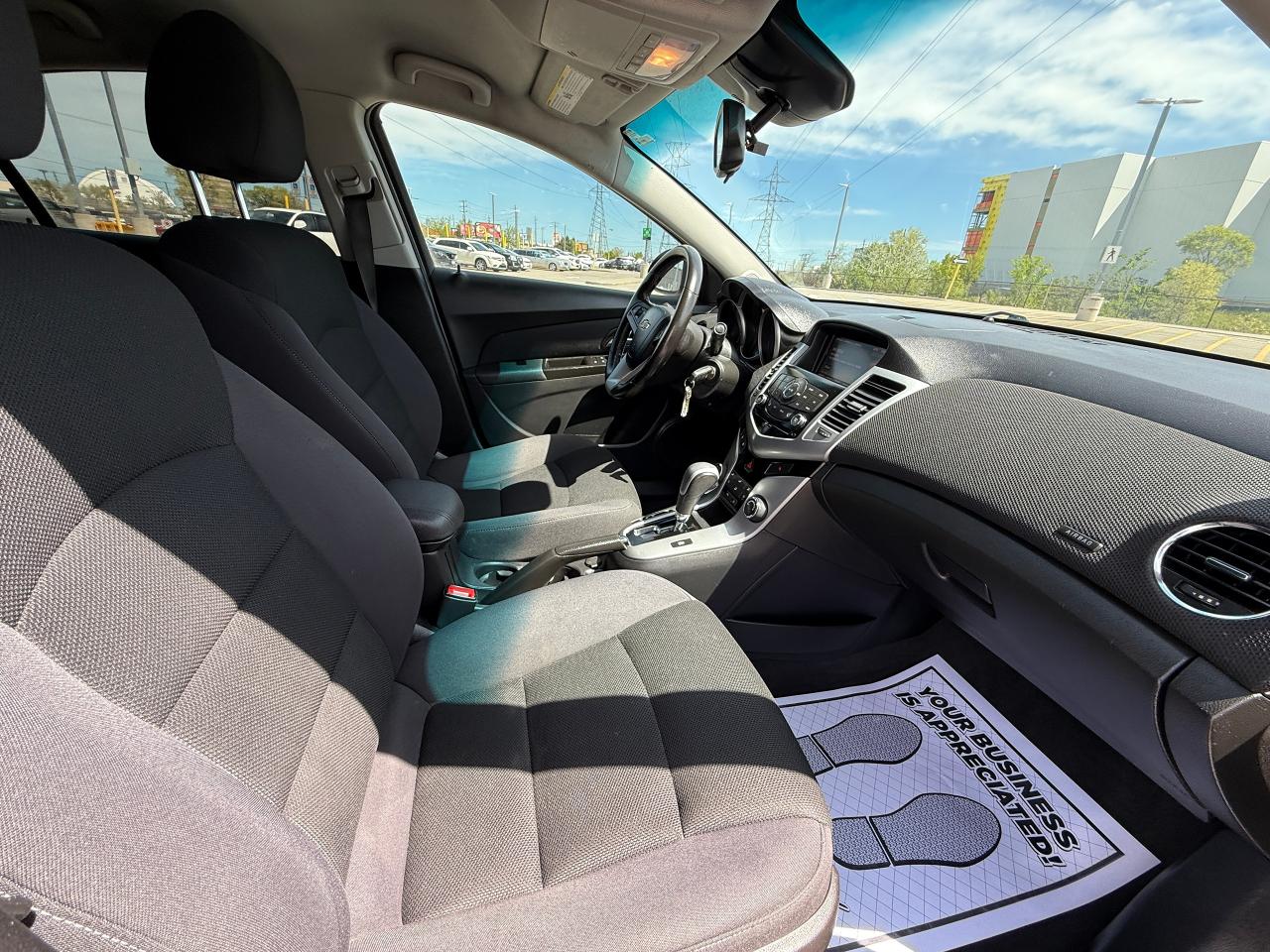 2014 Chevrolet Cruze 1LT - Photo #9