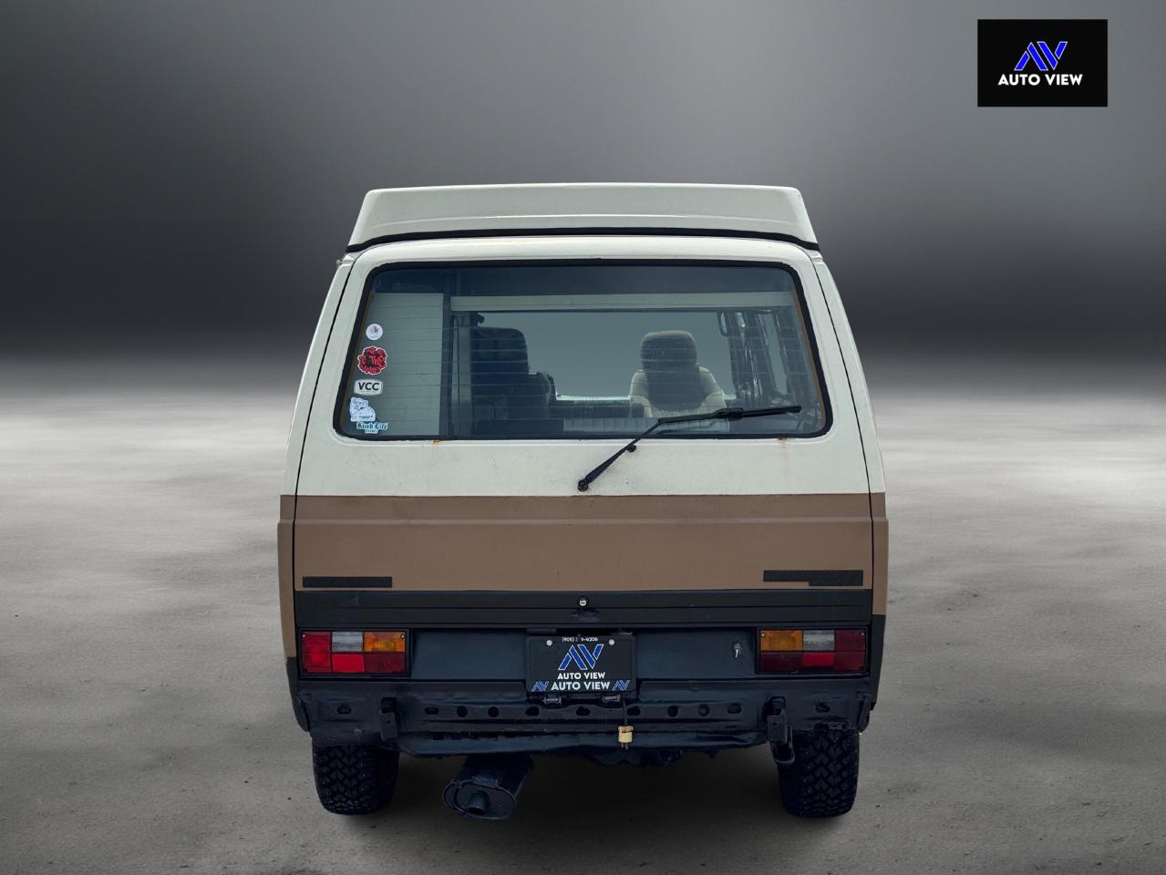 1983 Volkswagen Vanagon Campmobile **NEW MOTOR / TRANSMISSION** - Photo #6