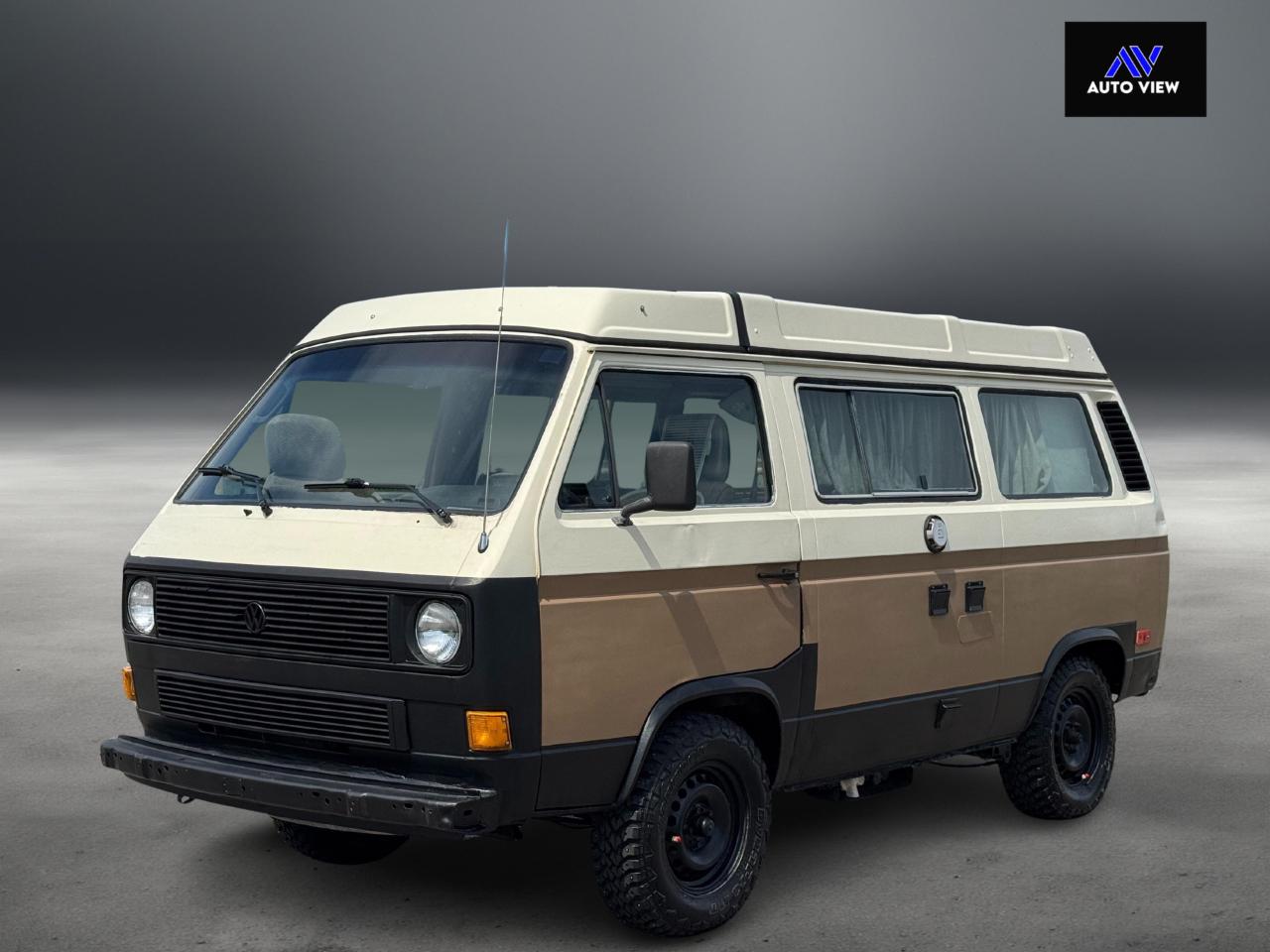 1983 Volkswagen Vanagon Campmobile **NEW MOTOR / TRANSMISSION** - Photo #9