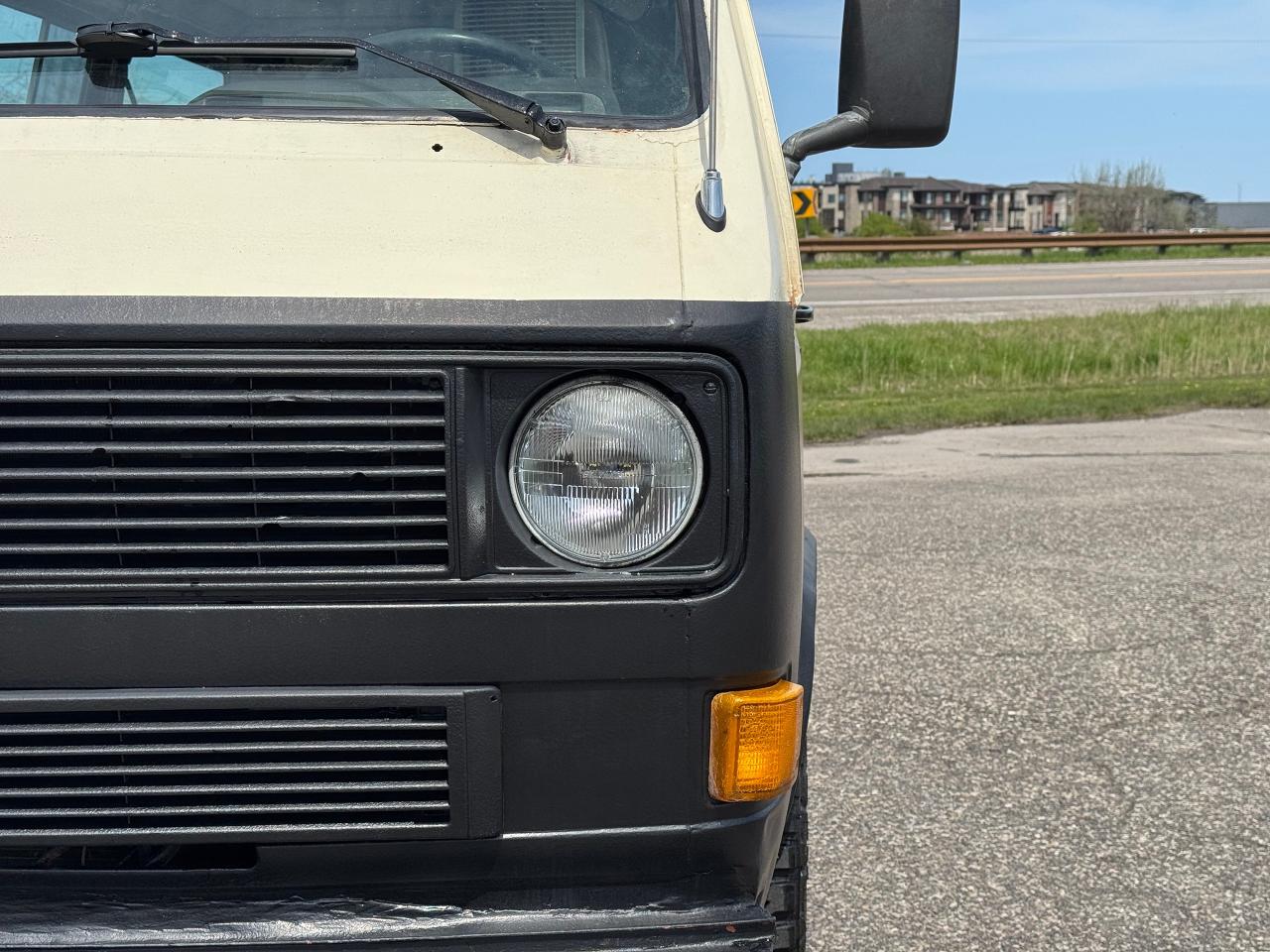 1983 Volkswagen Vanagon Campmobile **NEW MOTOR / TRANSMISSION** - Photo #11