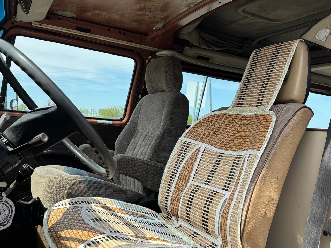 1983 Volkswagen Vanagon Campmobile **NEW MOTOR / TRANSMISSION** - Photo #25