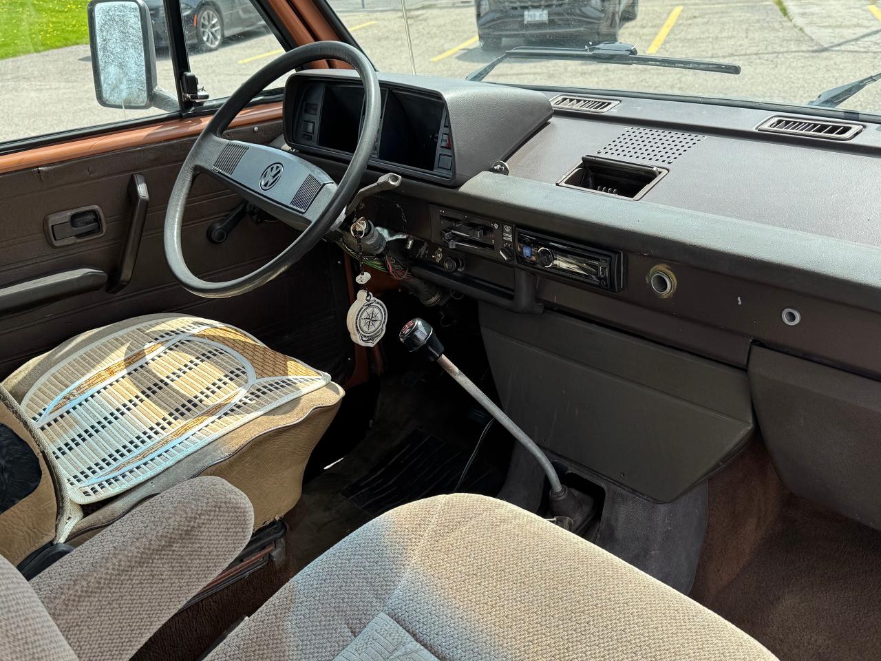 1983 Volkswagen Vanagon Campmobile **NEW MOTOR / TRANSMISSION** - Photo #29